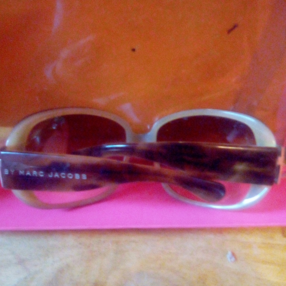 SOLD W BUNDLE